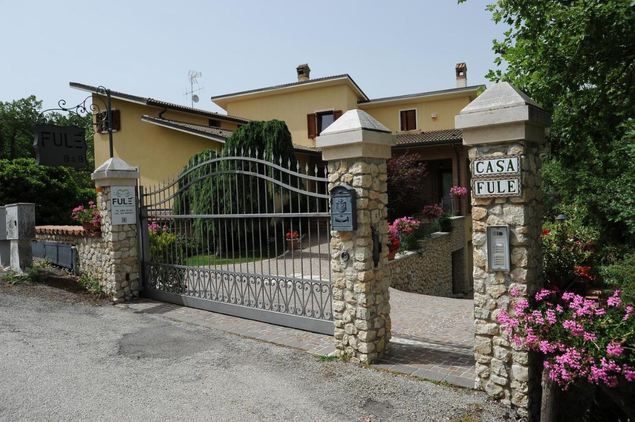 Affittacamere Fule Fontecchio Buitenkant foto